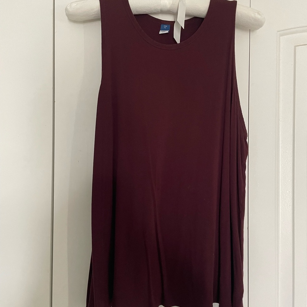 Old Navy Luxe High Neck Tank Top - Picture 2 of 8